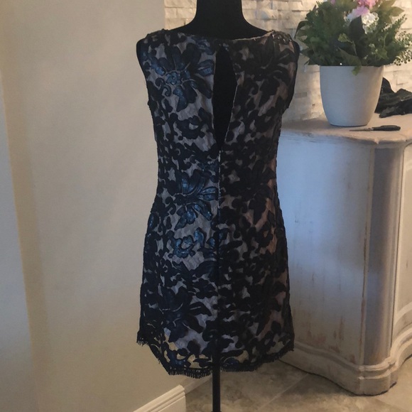 NWOT Dress The Population dress - Picture 5 of 8